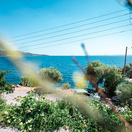 Anemos Seaside Apartment ネオス・マルマラス エクステリア 写真