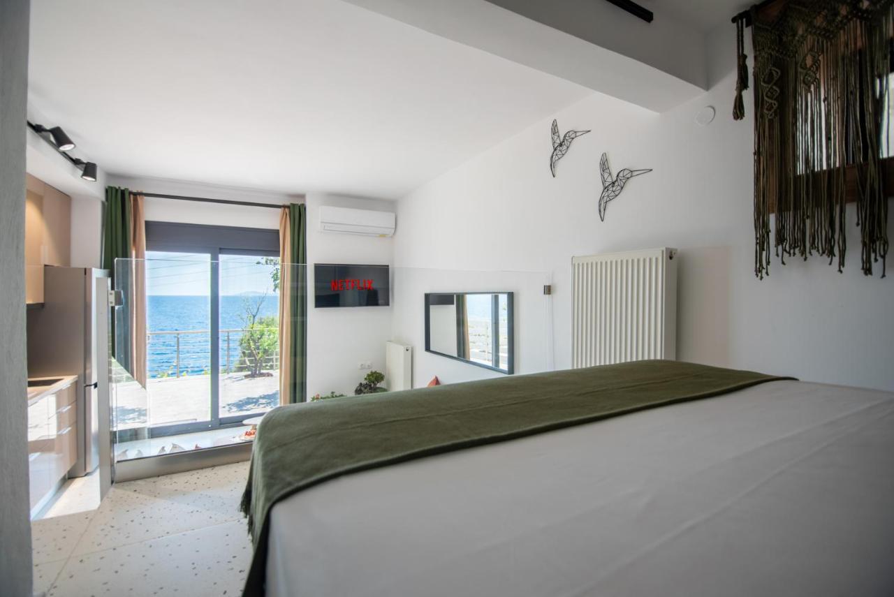 Anemos Seaside Apartment ネオス・マルマラス エクステリア 写真