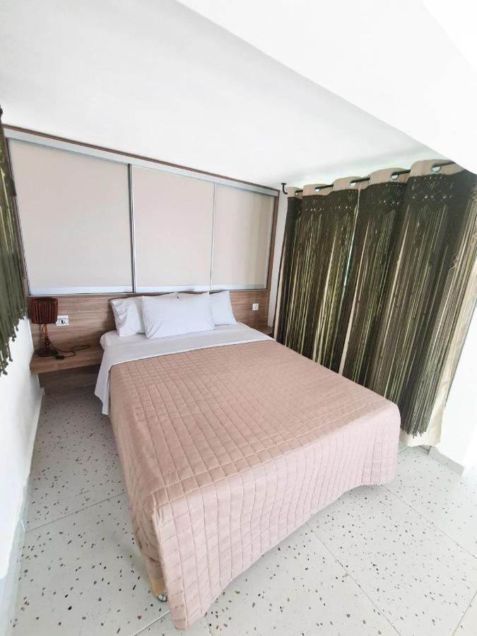 Anemos Seaside Apartment ネオス・マルマラス エクステリア 写真